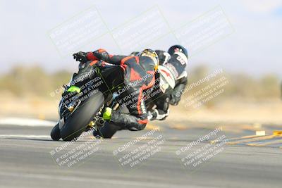 media/Jan-10-2025-CVMA Friday Practice (Fri) [[489e0da257]]/Group 4 and Trackday/Session 4 (Turn 16)/